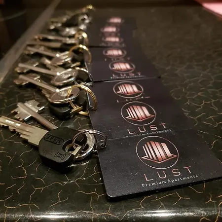 Lust Premium
