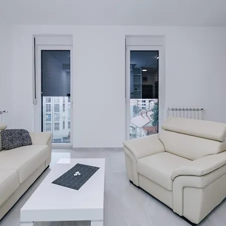 Lust Premium Apartament *